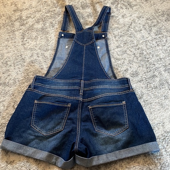 Short bibs - Picture 6 of 6